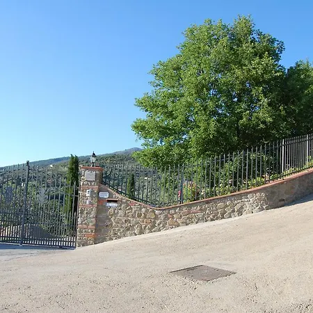 Lucrezia בית הארחה
